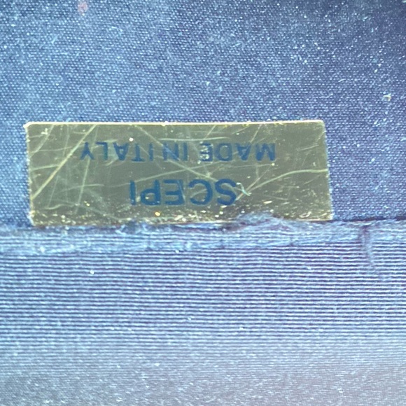 Vintage black clutch/crossbody with golden chain - Picture 3 of 14